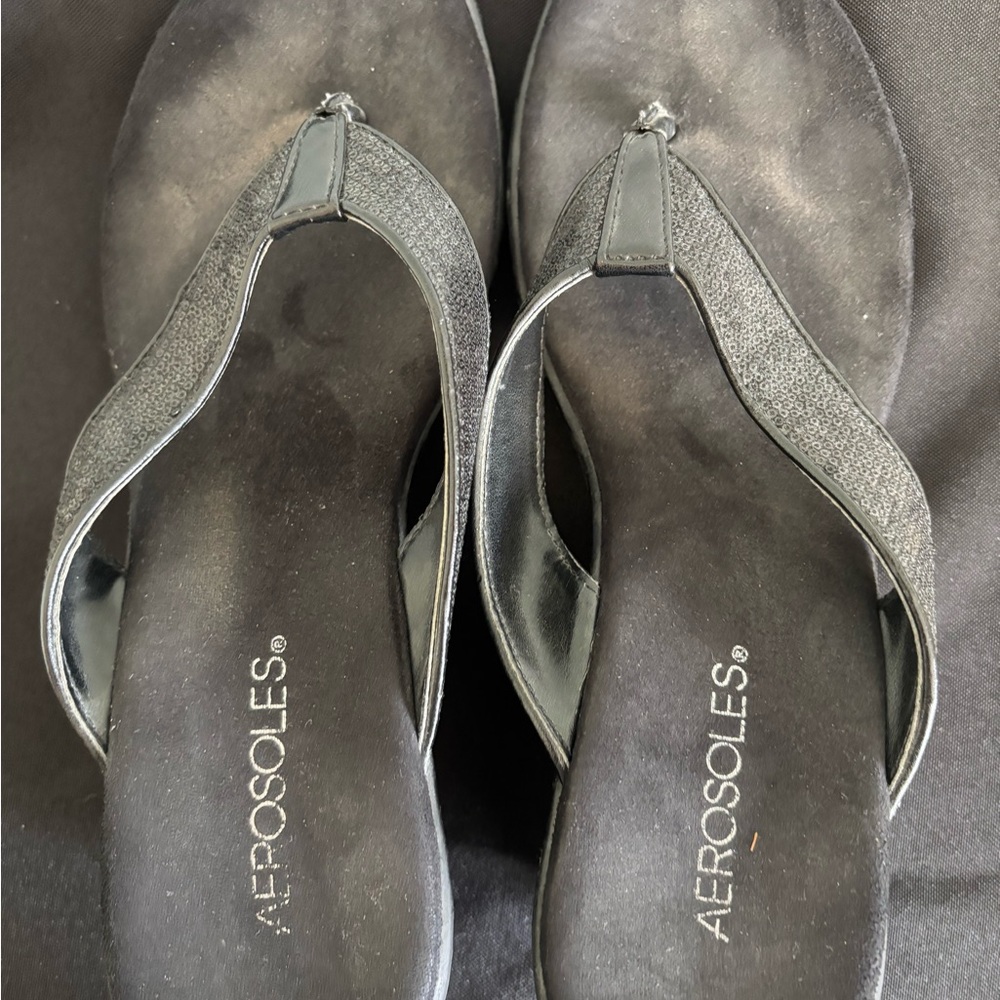 AEROSOLES Black Glitter T-Strap Sandals
